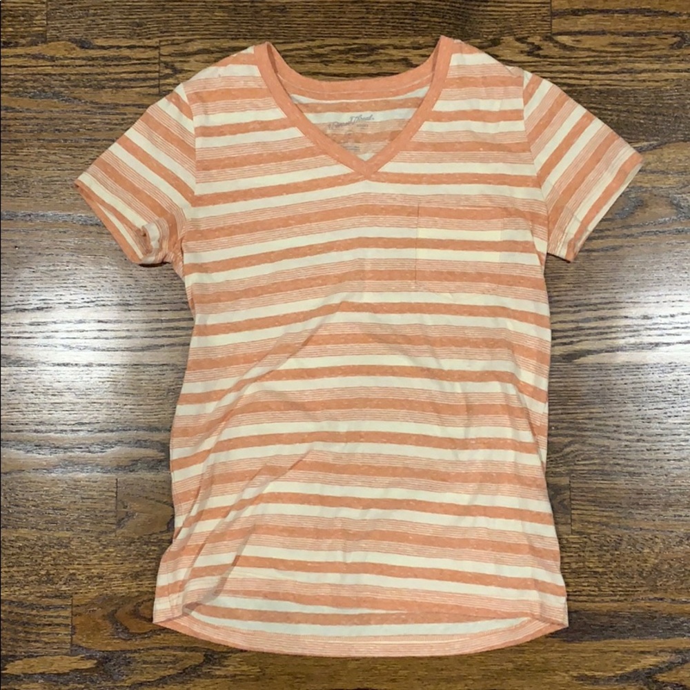 Peach striped v-neck t-shirt with pocket